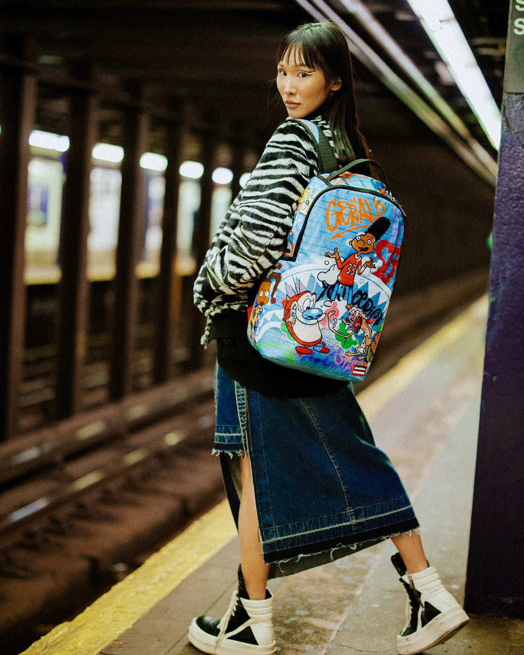 Nick 90S Crew Standing Out Dlxsr Backpack - Image 4