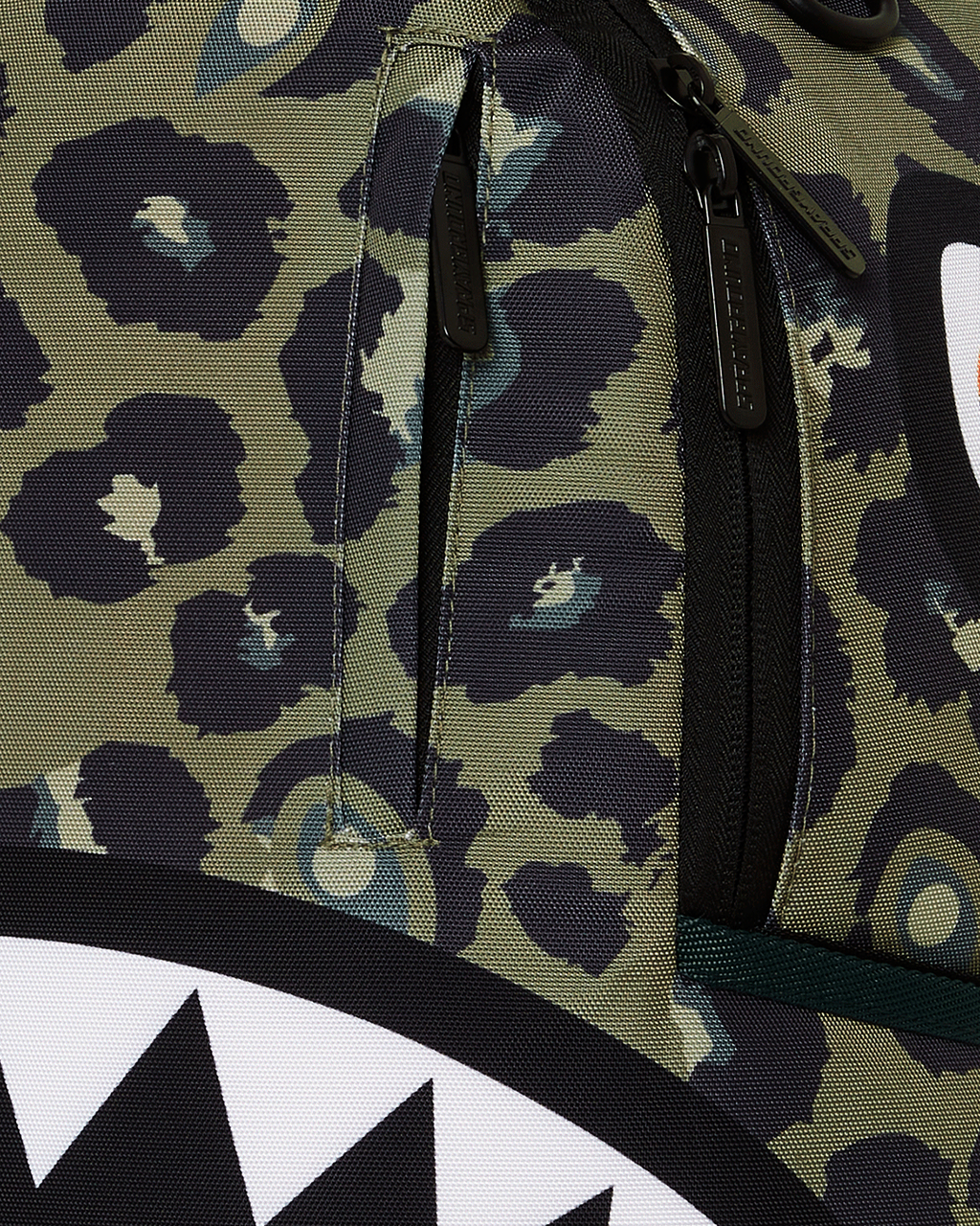 Feastin Beastin Dlxsr Backpack - Image 10