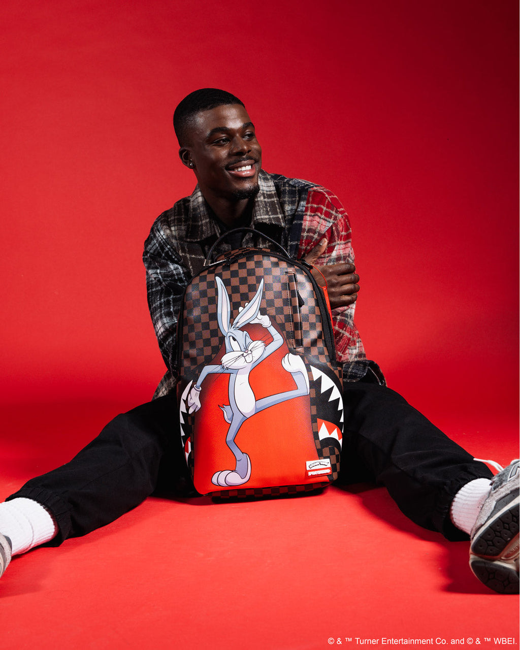 Bugs Bunny Here I Am Dlxsv Backpack - Image 2