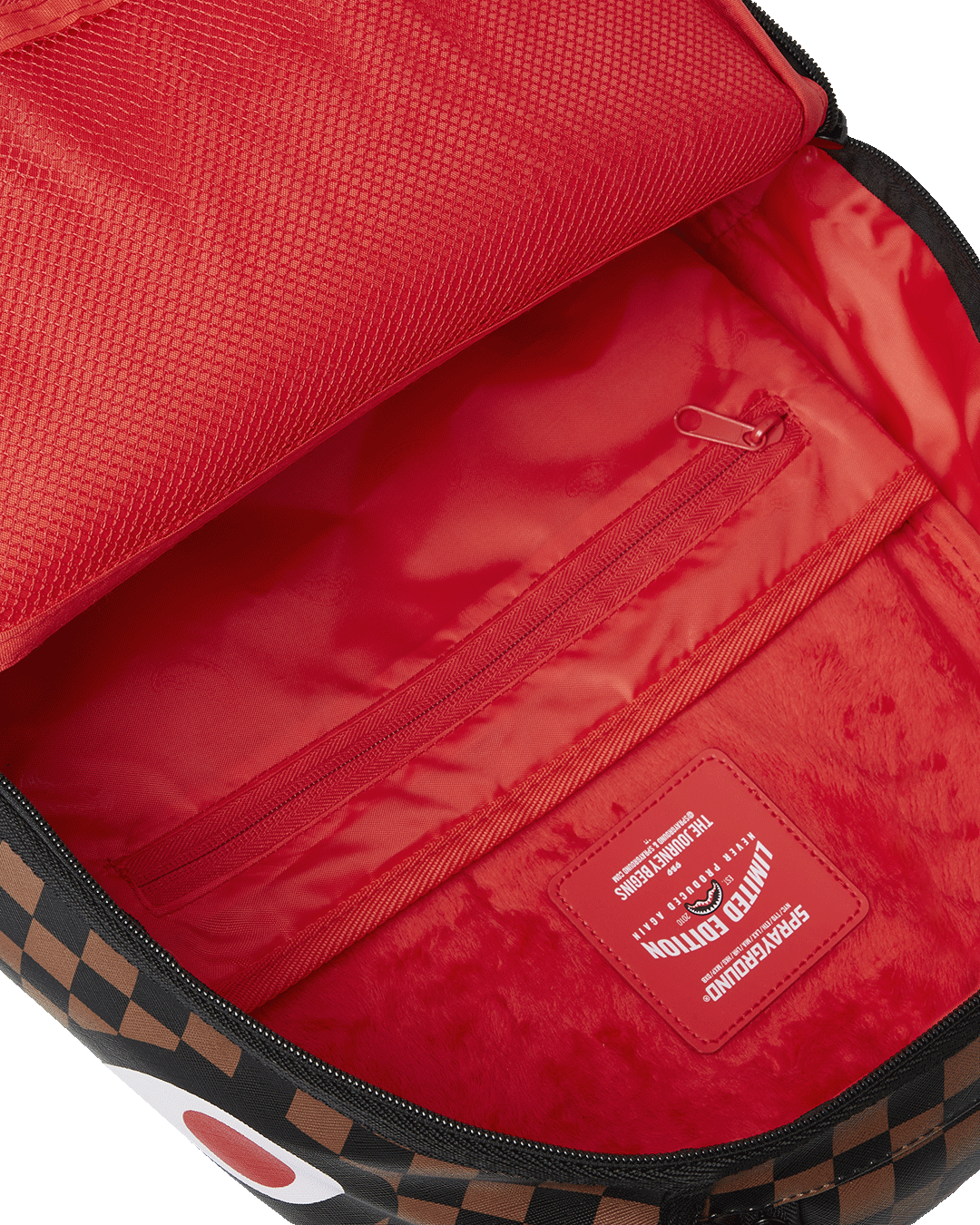 Bugs Bunny Here I Am Dlxsv Backpack - Image 10