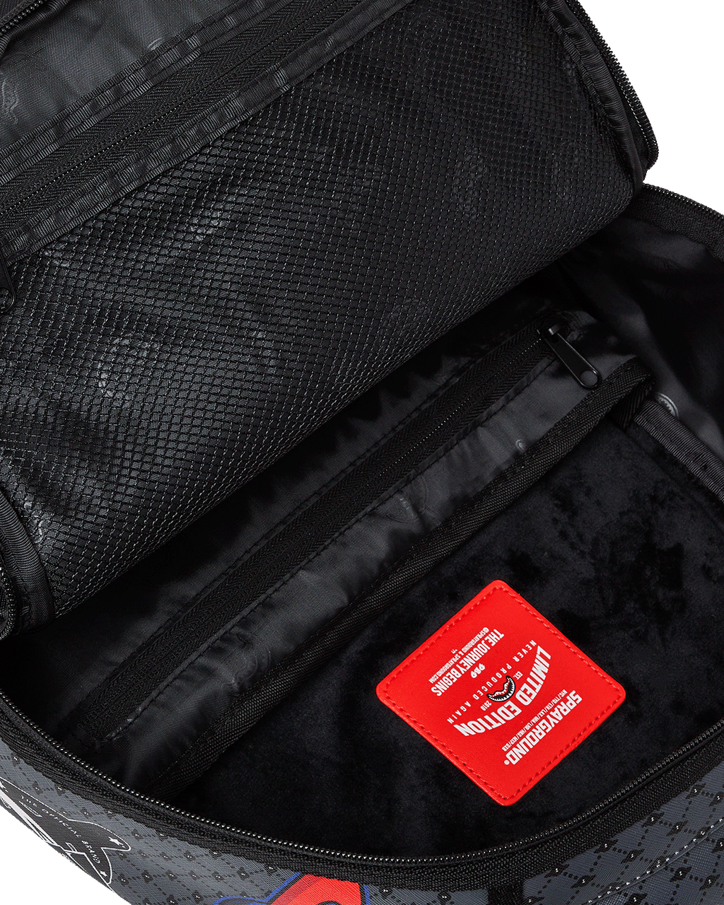 Alien Zzzaddy Dlxsv Backpack - Image 12