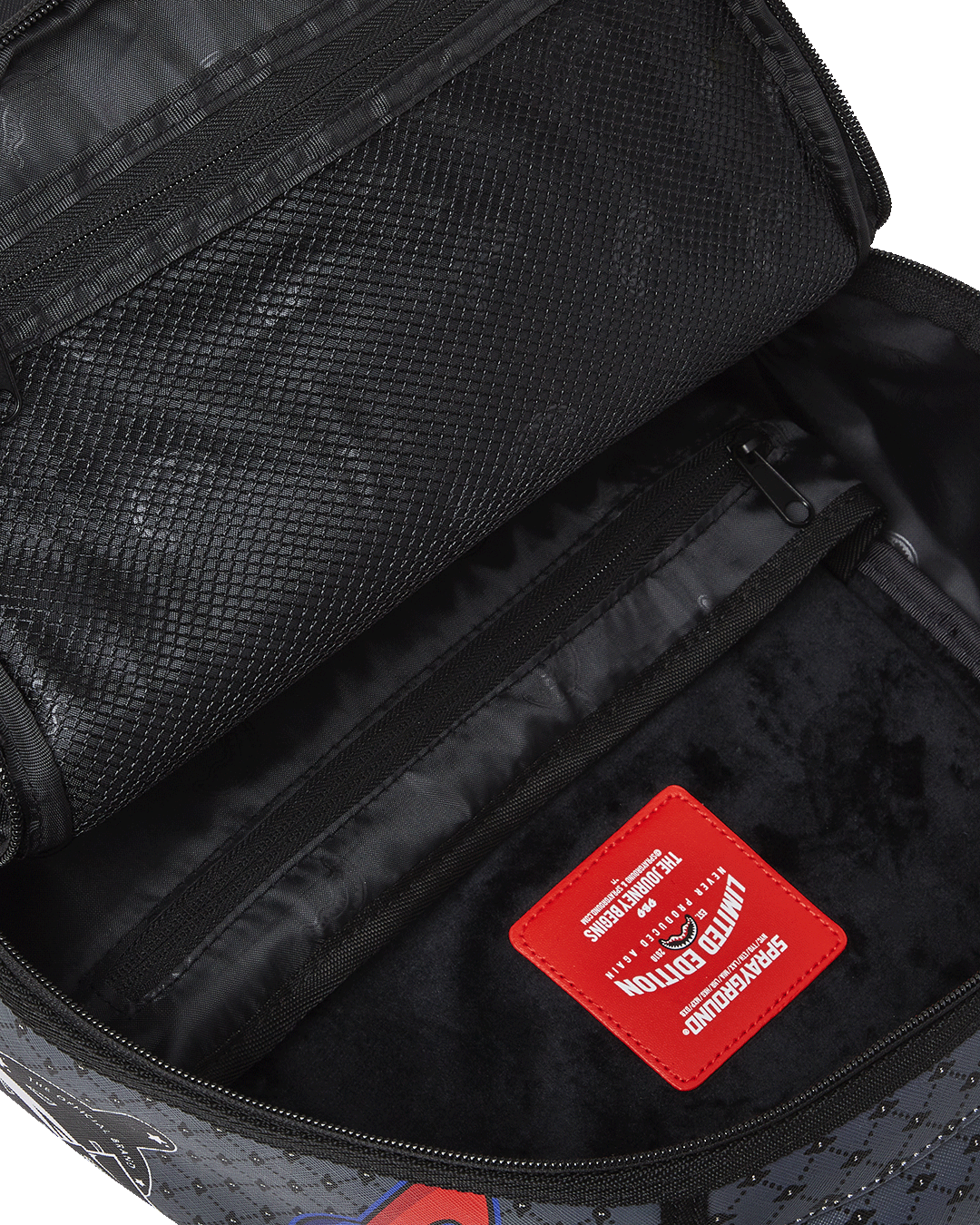 Alien Zzzaddy Dlxsv Backpack - Image 12