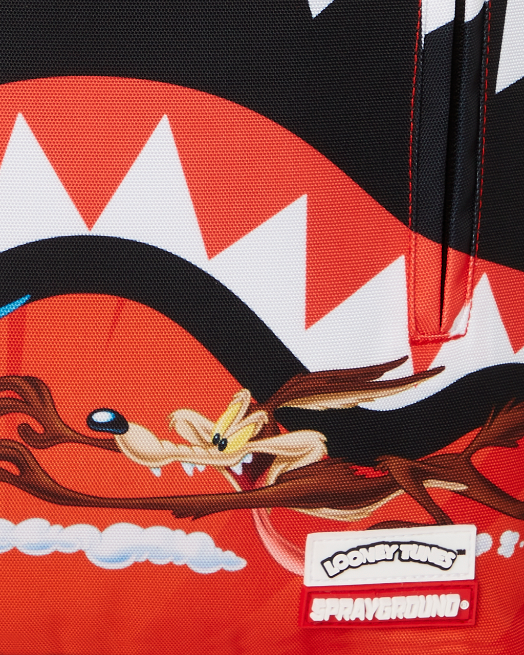 Looney Tunes Shark Run Dlxsr Backpack - Image 13
