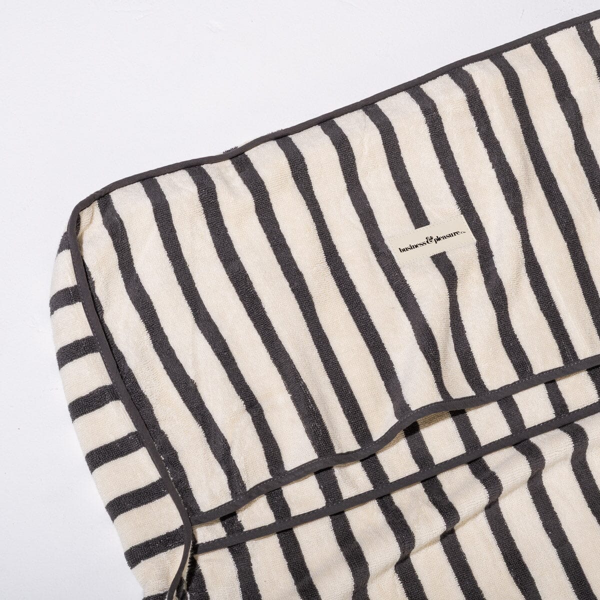 The Lounger Towel - Image 4