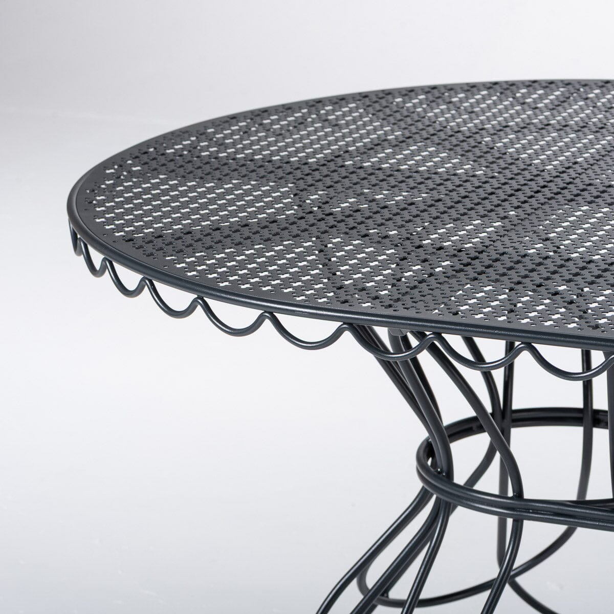The Al Fresco Oval Dining Table - Image 3