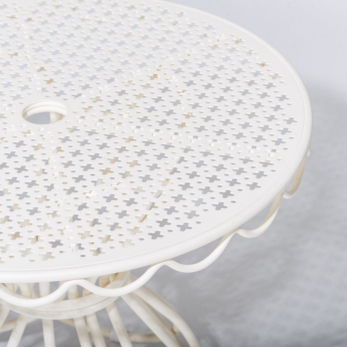 The Al Fresco Side Table - Image 3