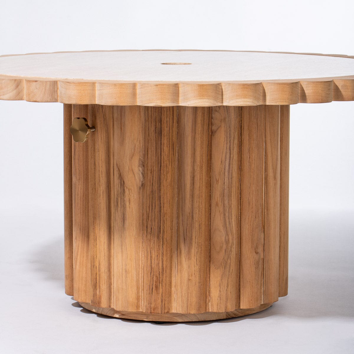 The Daisy Coffee Table - Image 9