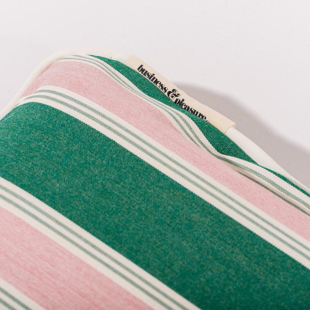 The Inflatable Beach Pillow - Image 4
