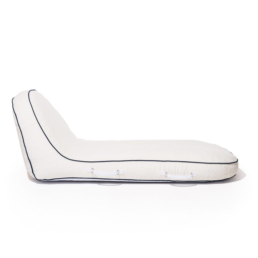 The Pool Lounger - Image 4