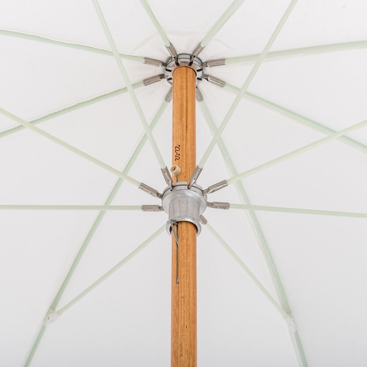 The Premium Beach Umbrella - Image 6