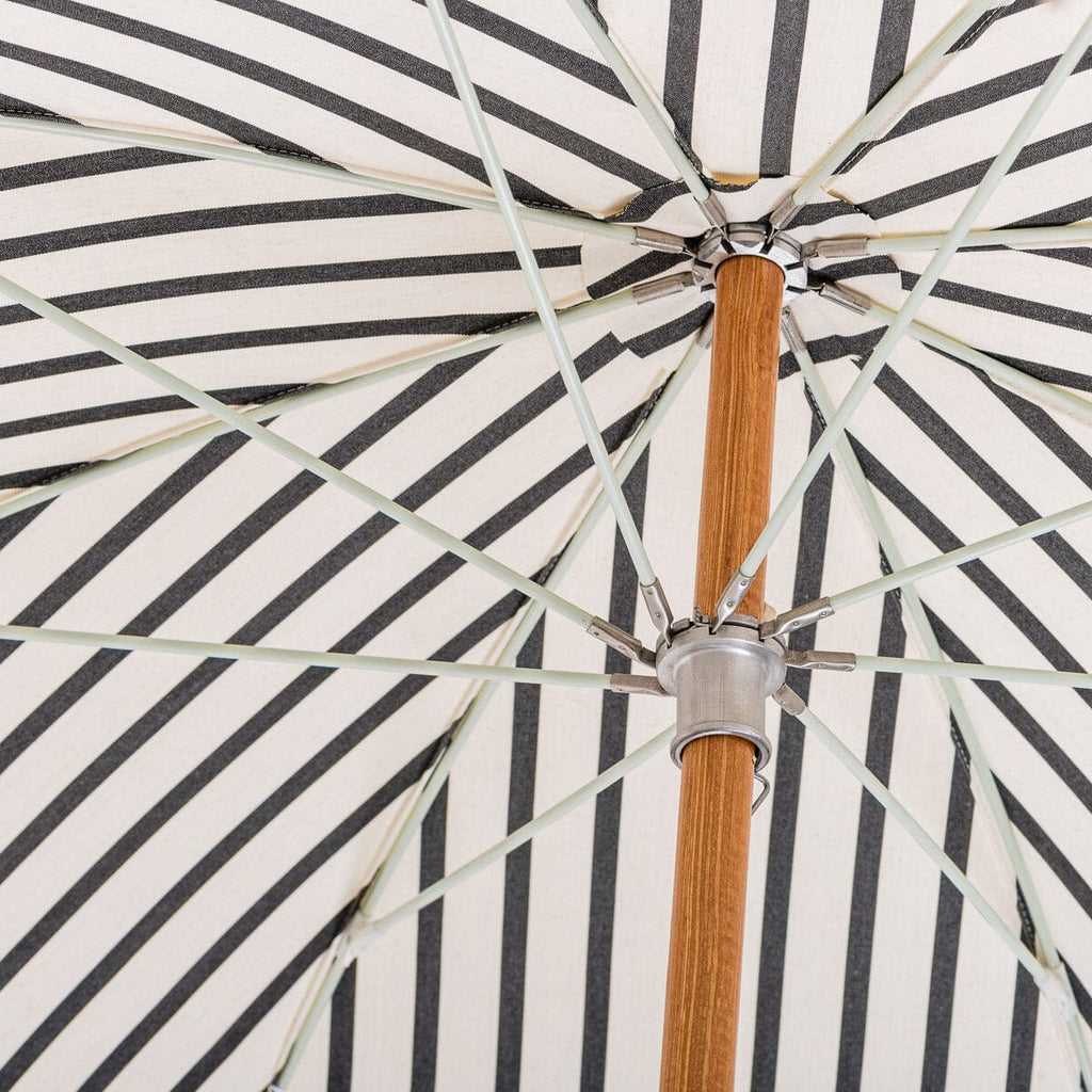 The Premium Beach Umbrella - Image 4