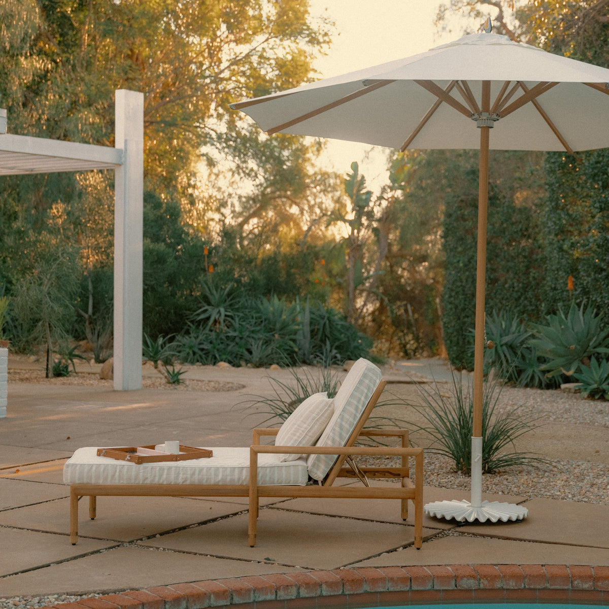 The WES Sun Lounger - Image 2