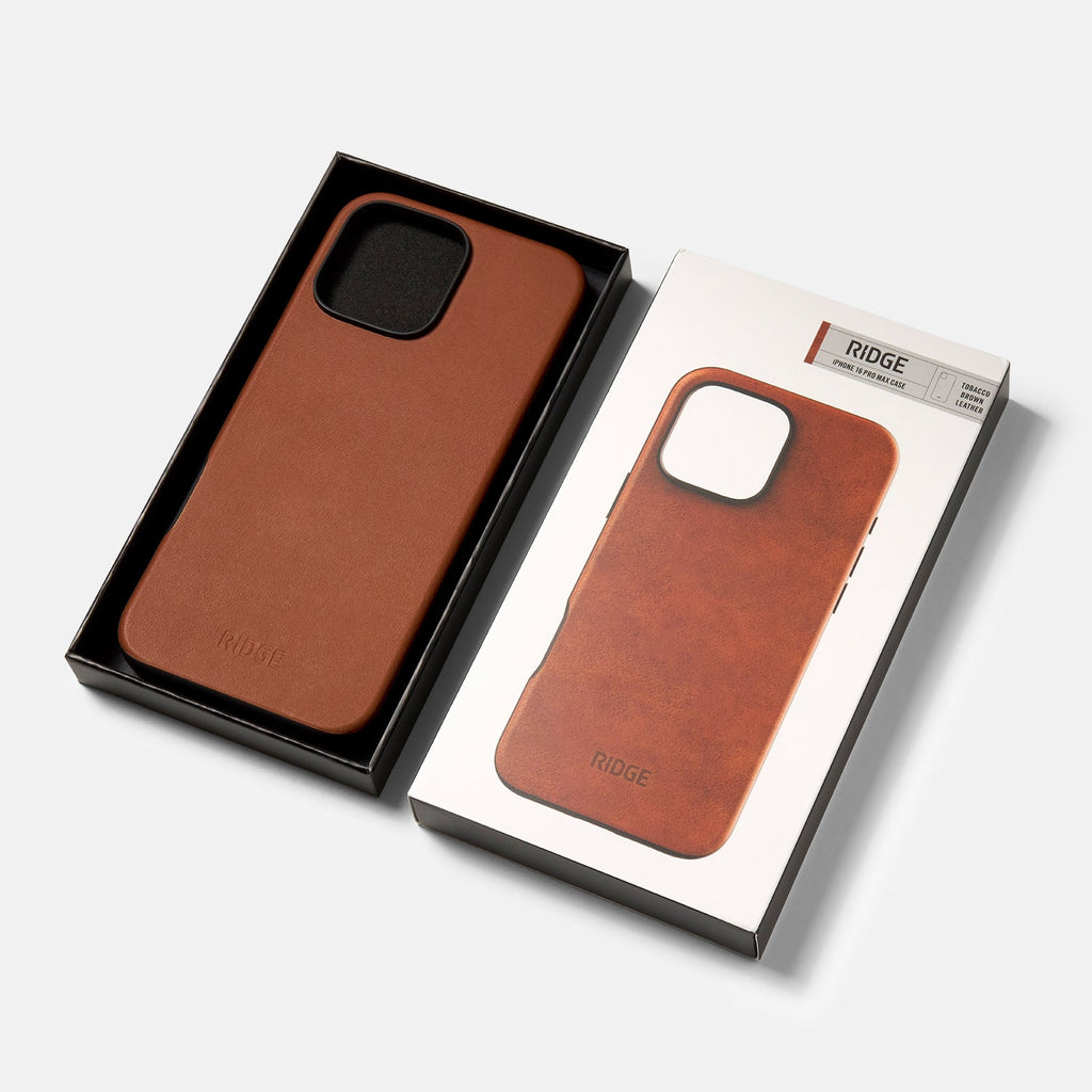Everyday Phone Case - iPhone 16 Pro Max - Tobacco Brown Leather - Image 5