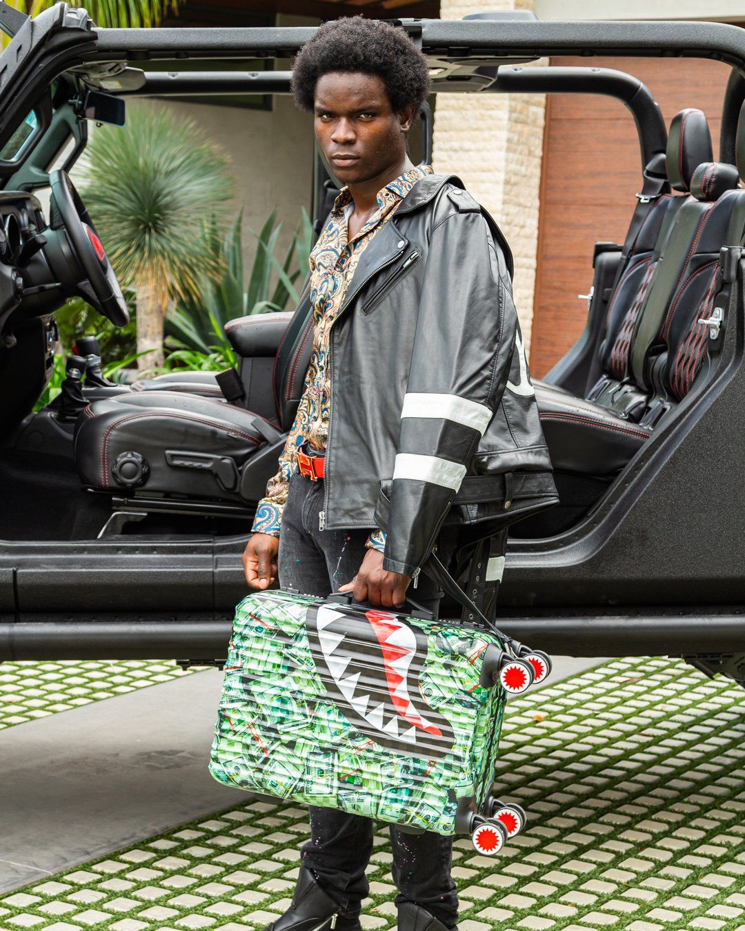 Mama I Made It Sharknautics Hardshell Carry-On Luggage - Image 6