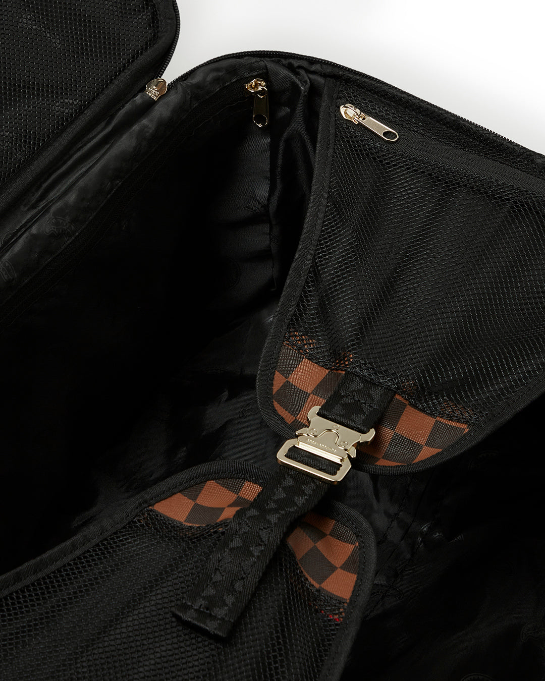 Henny Lock Sharks in Paris Jetsetter Carry-On Luggage - Image 14