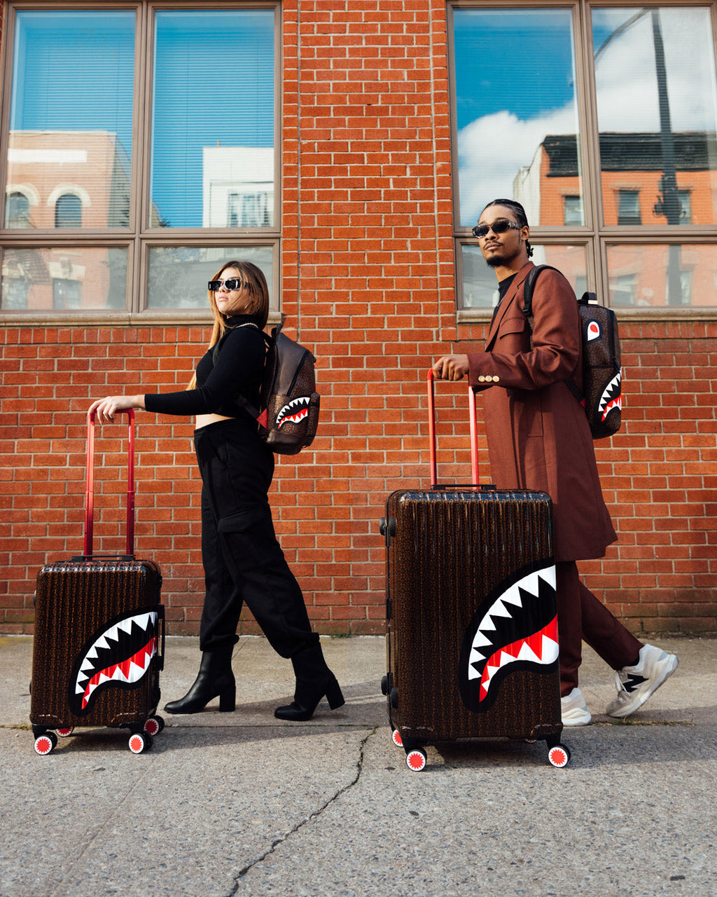 Frenzy Sharks Sharknautics Hardshell Carry-On Luggage - Image 2