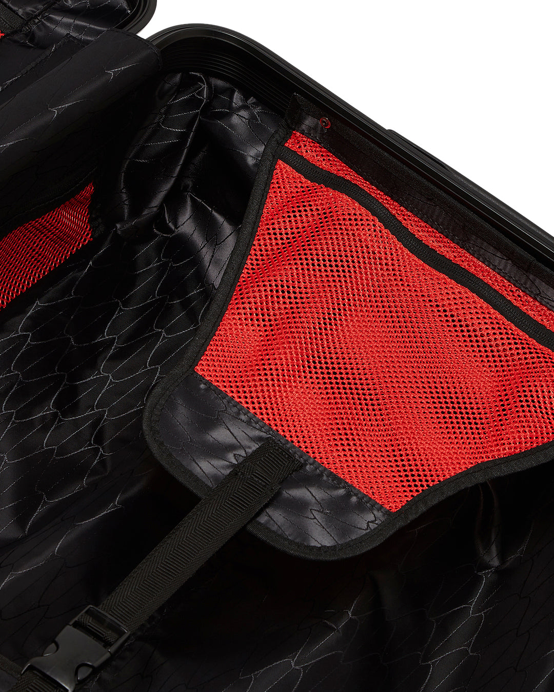 Spraygatti Revv Sharknautics Hardshell Full-Size Luggage - Image 15