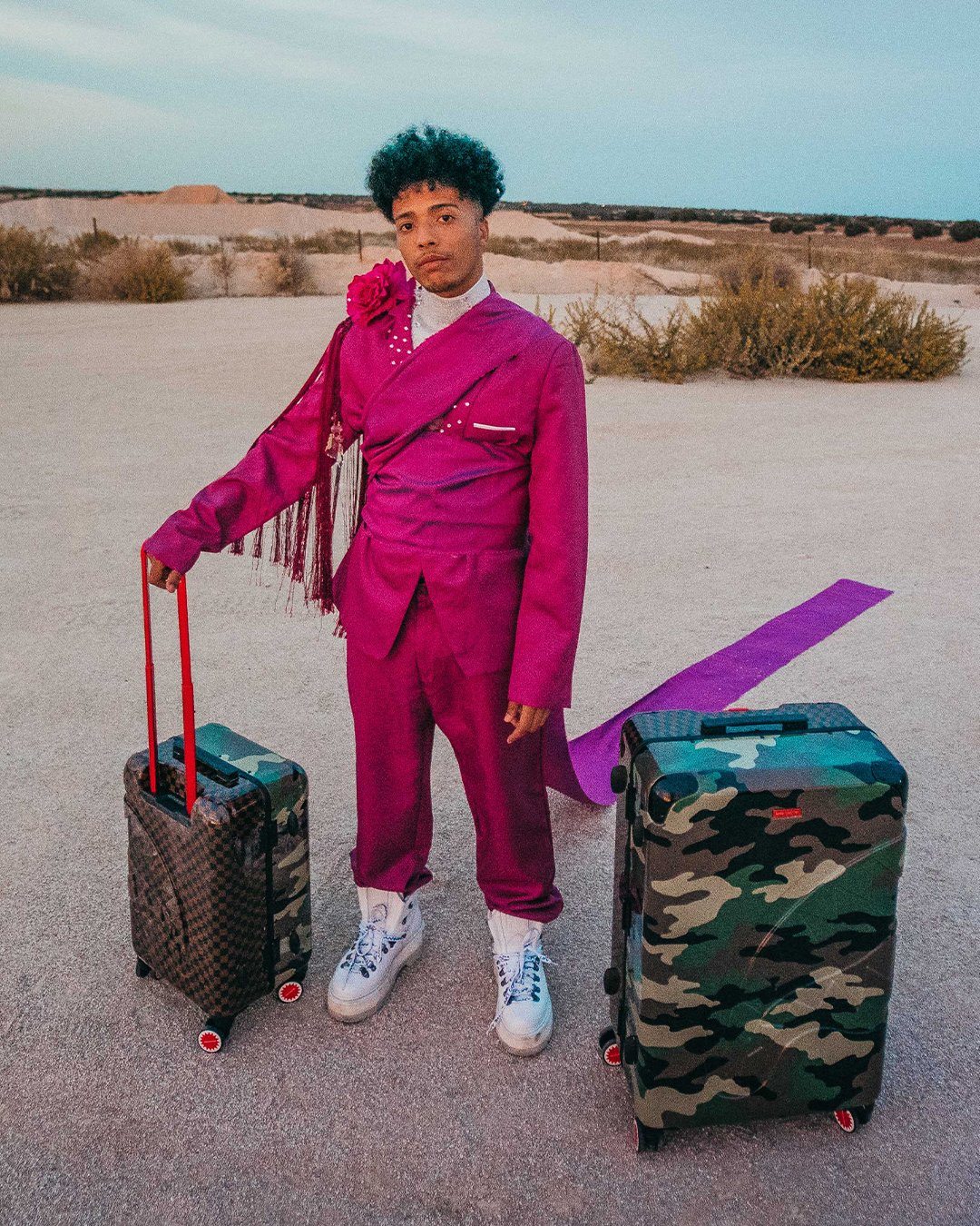 Jungle Paris 29.5” Full-Size Sharkitecture Luggage - Image 16