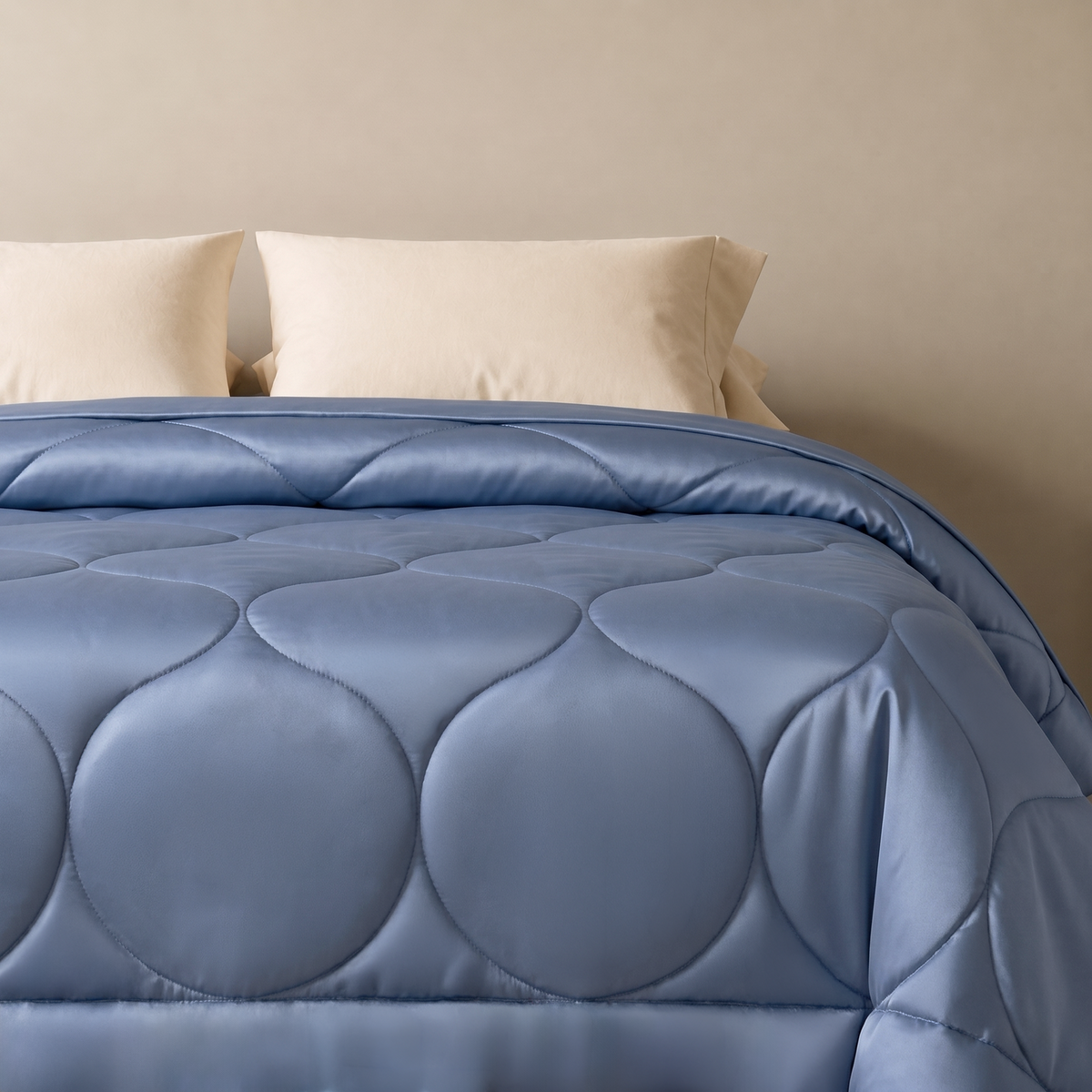 Fluffy comfort without the heat. - Image 27