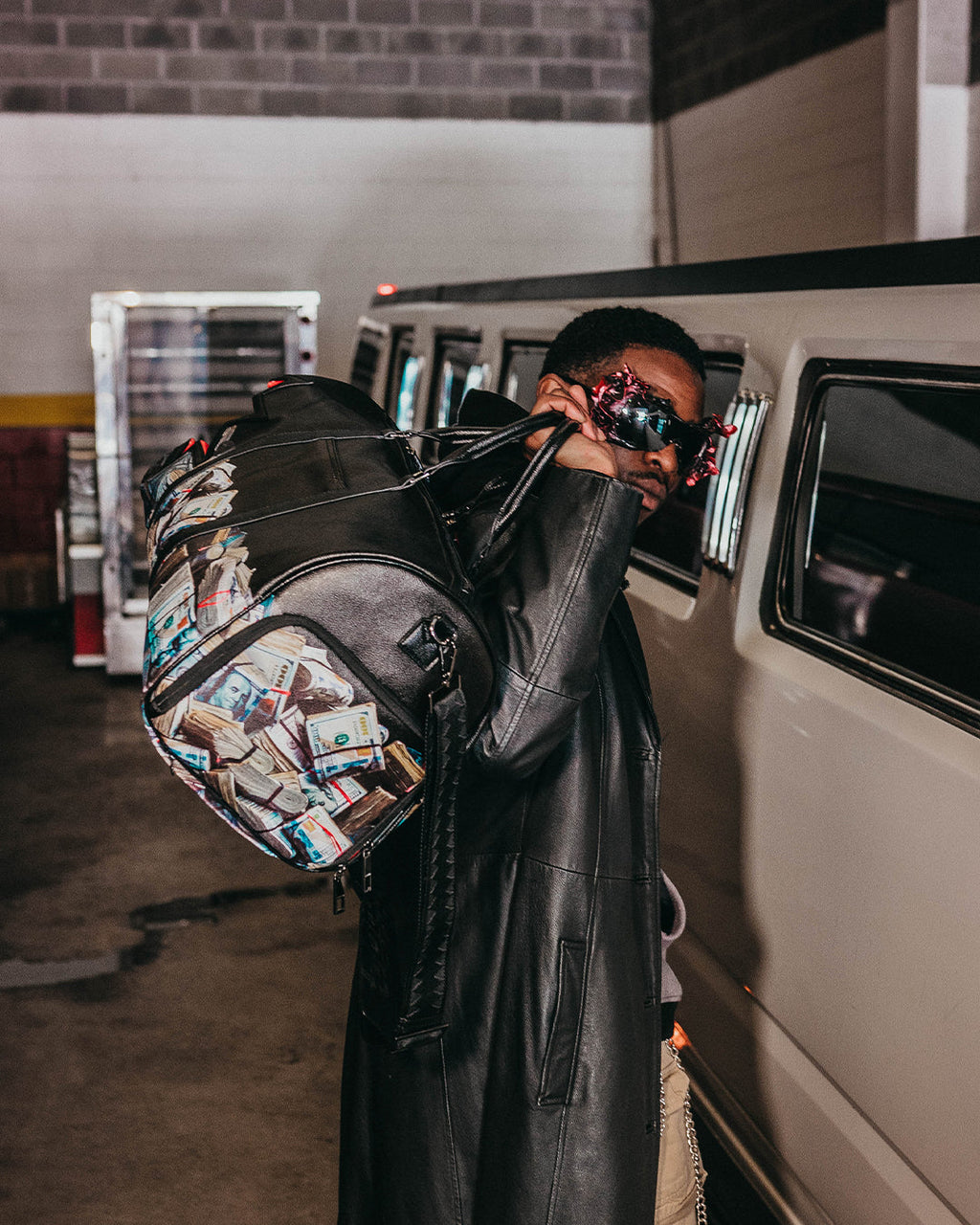 $Harkbite Large Duffle - Image 8