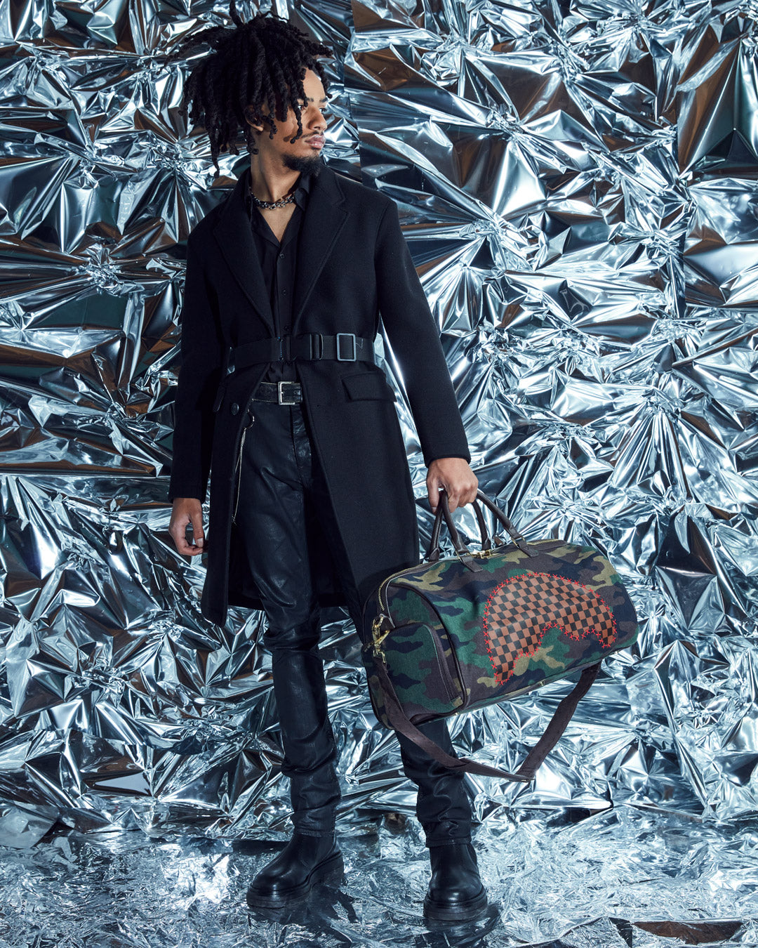 The Paradoxx Shark Duffle - Image 6