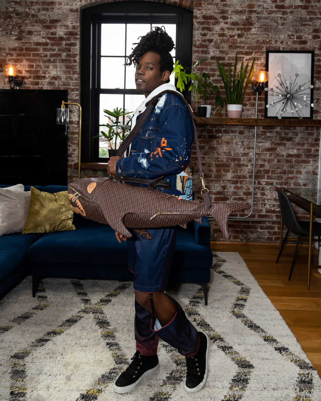 Sharkfinity Shark Shape Duffle - Image 4