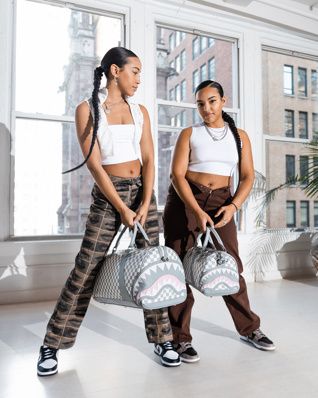 Air to the Throne Jetset Duffle - Image 6