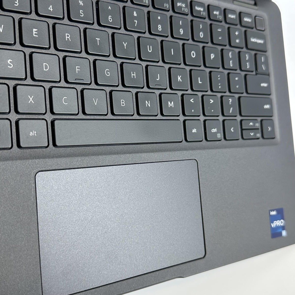 Dell Latitude 7430 14 Black 2.2 GHz Intel Core i7 12th Gen. 16GB RAM 512GB Solid State Drive - Image 5