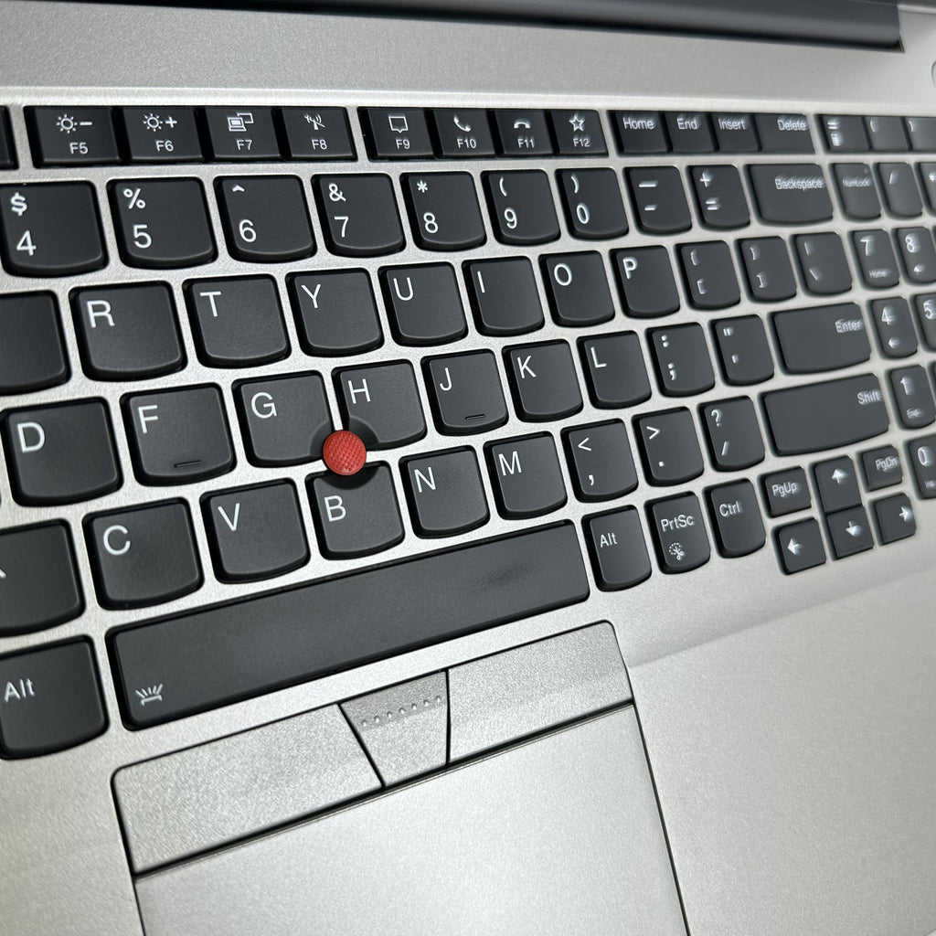 Lenovo ThinkPad E15 Gen 4 Silver 2.0 GHz AMD Ryzen 7 5825U 16GB RAM 1TB Solid State Drive - Image 5