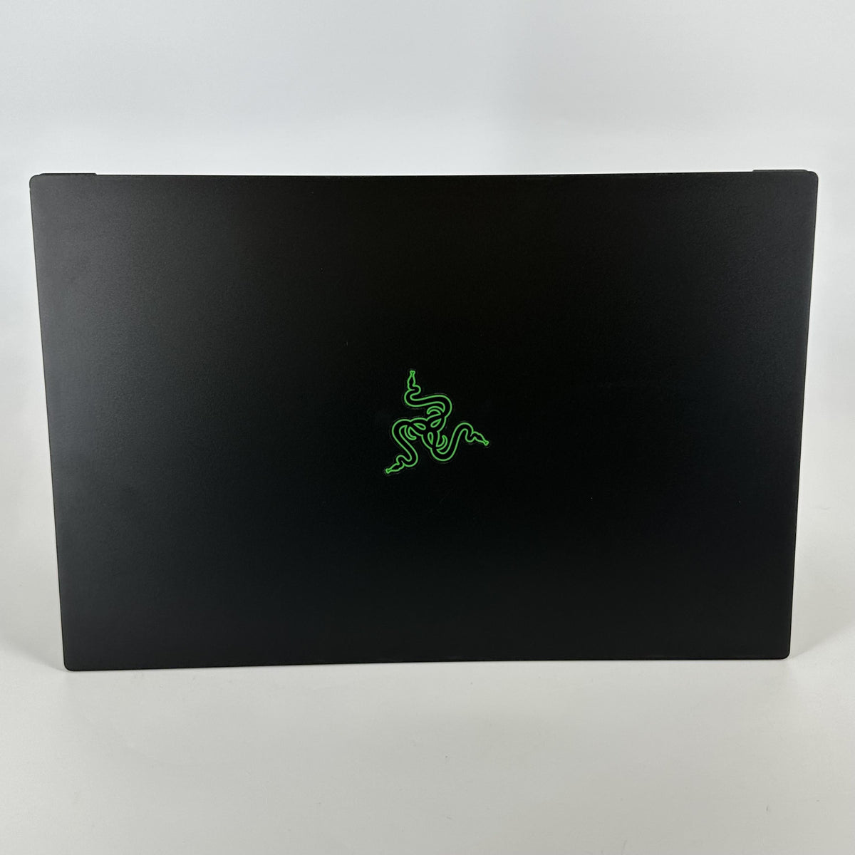 Razer Blade 15 Advanced 2021 Black 2.3 GHz Intel Core i7 11th Gen. 16GB RAM 1TB Solid State Drive NVIDIA GeForce - Image 8