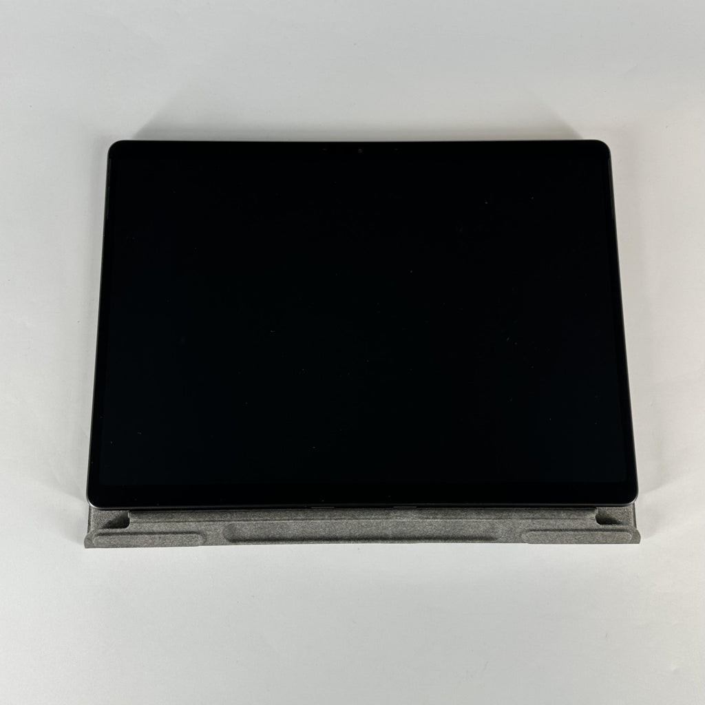 Microsoft Surface Pro 11 13 Silver WiFi 3.4 GHz Qualcomm Snapdragon X Plus 16GB RAM 512GB Solid State Drive - Image 3