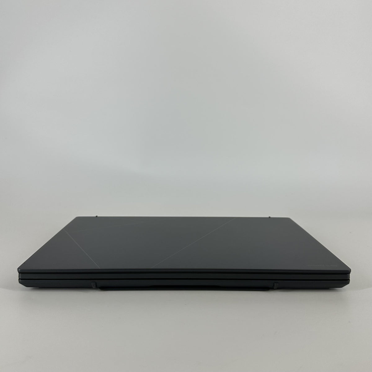 Asus Zenbook Duo 14 Gray 2.9 GHz Intel Core Ultra 9 Series 2 32GB RAM 2TB Solid State Drive - Image 15
