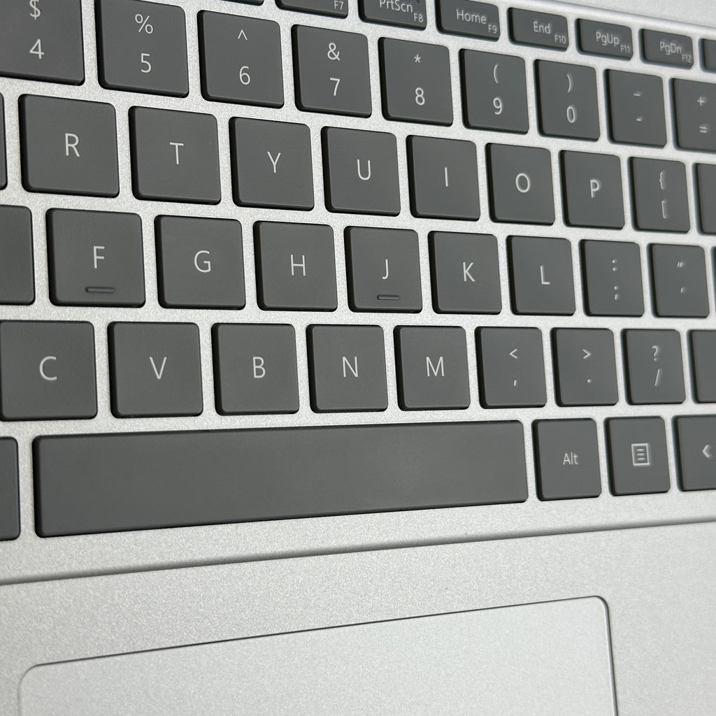 Microsoft Surface Laptop Studio 14.4 Silver 3.3 GHz Intel Core i7 11th Gen. 32GB RAM 2TB Solid State Drive NVIDIA - Image 10