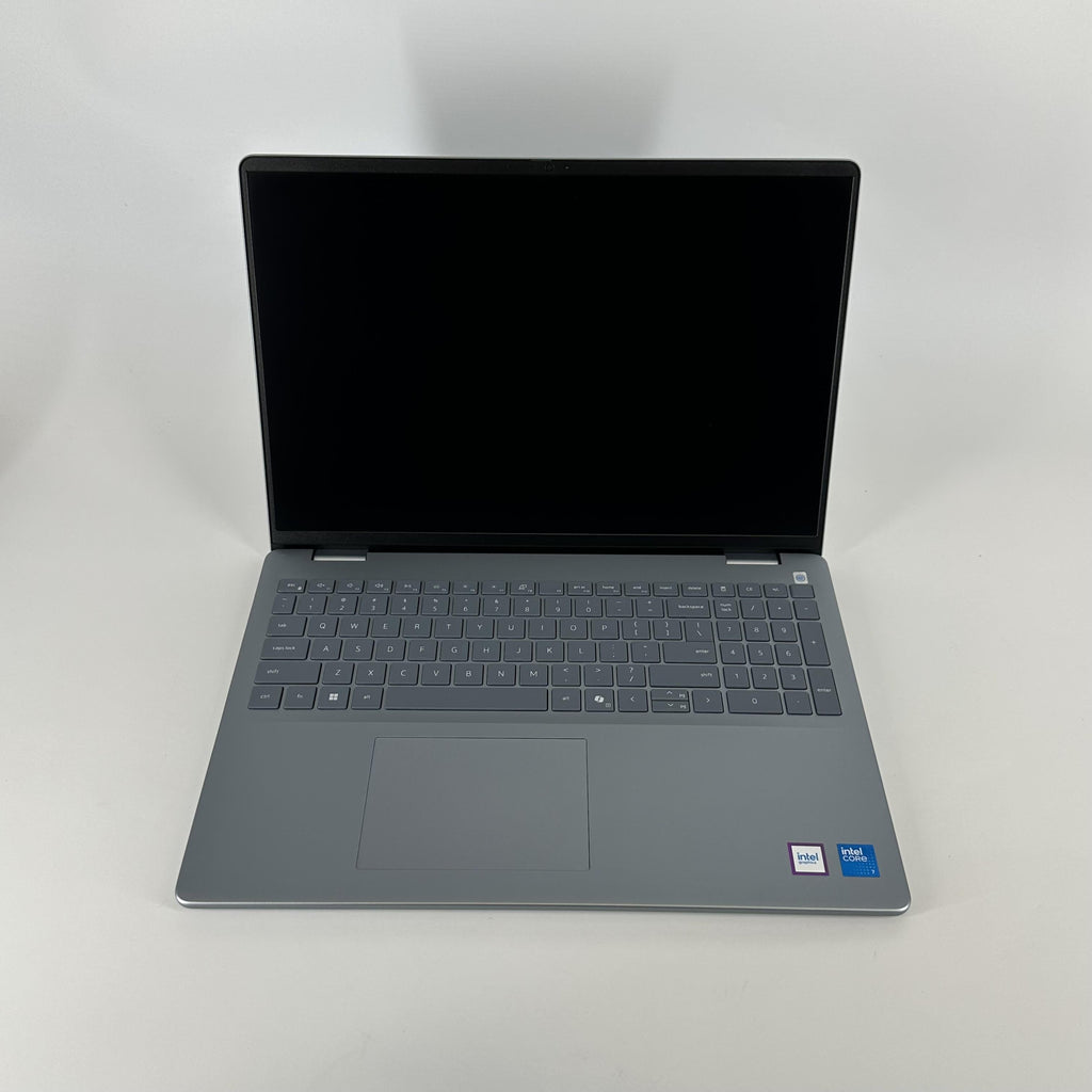 Dell Inspiron 5640 16 Silver 1.8 GHz Intel Core 7 16GB RAM 1TB Solid State Drive