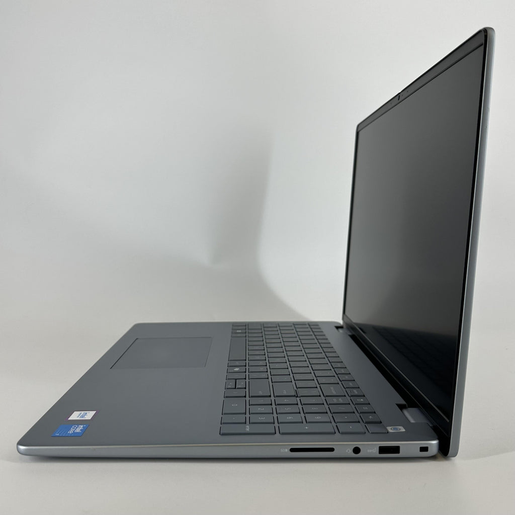 Dell Inspiron 5640 16 Silver 1.8 GHz Intel Core 7 16GB RAM 1TB Solid State Drive - Image 3