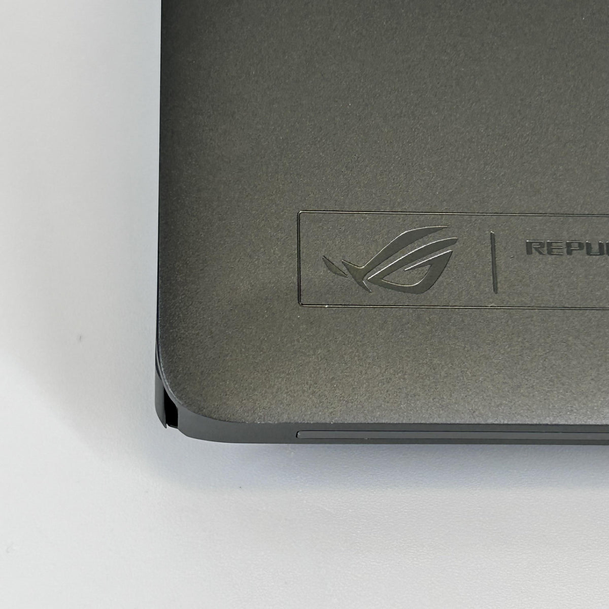 Asus ROG Zephyrus G16 GU605 16 Black 2.9 GHz Intel Core Ultra 9 Series 2 32GB RAM 2TB Solid State Drive NVIDIA - Image 11