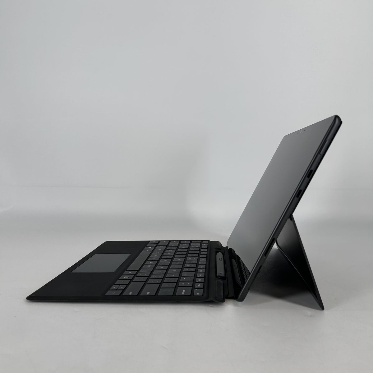 Microsoft Surface Pro 8 13 Black WiFi 3.0 GHz Intel Core i7 11th Gen. 16GB RAM 256GB Solid State Drive - Image 19