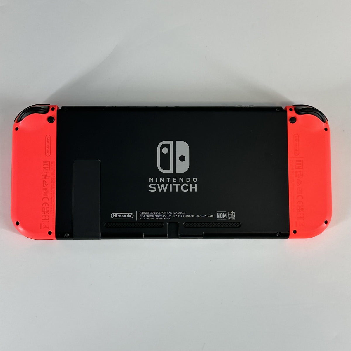 Nintendo Switch Original Black 32GB - Image 6
