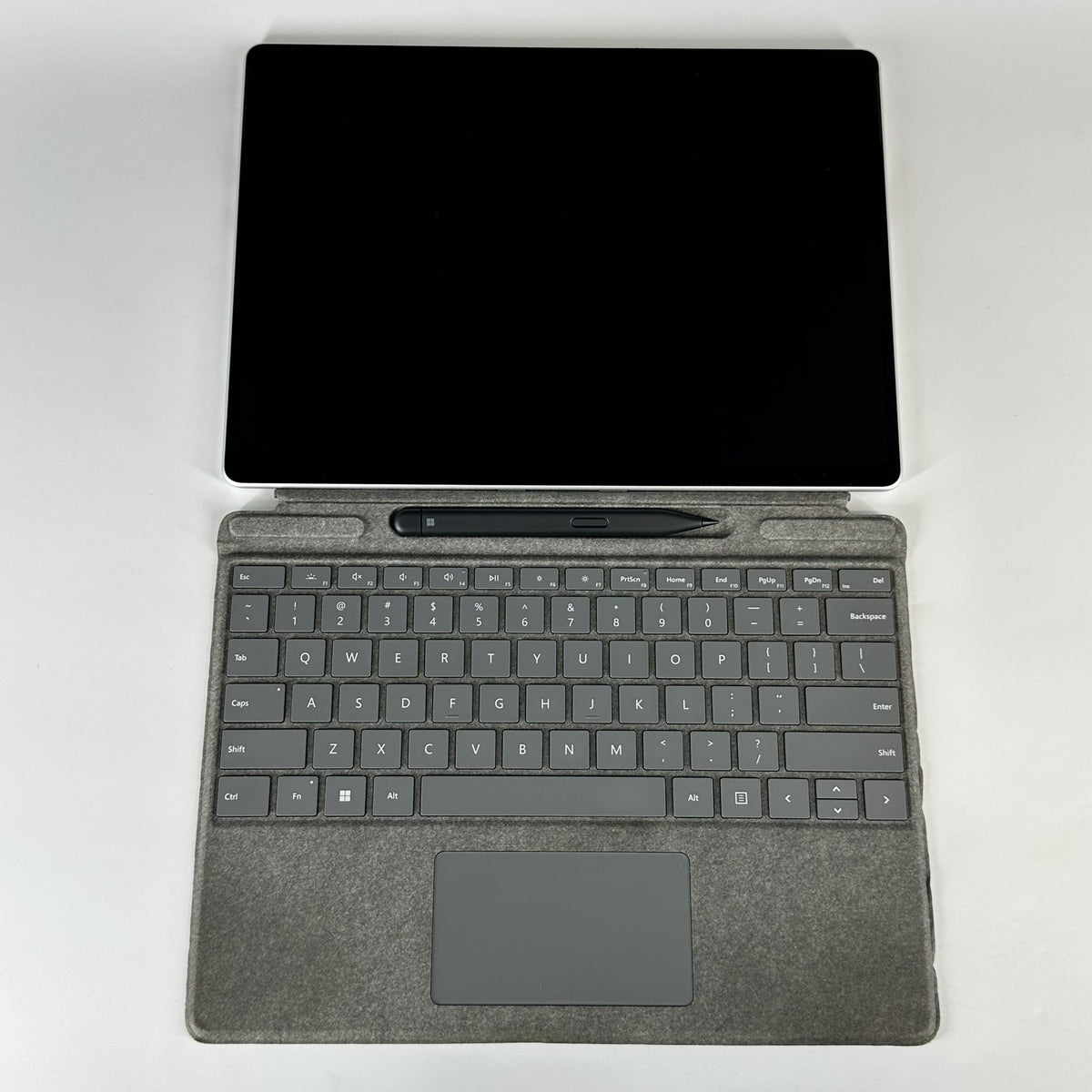 Microsoft Surface Pro 9 13 Platinum WiFi 2.7 GHz Intel Core i7 12th Gen. 16GB RAM 512GB Solid State Drive