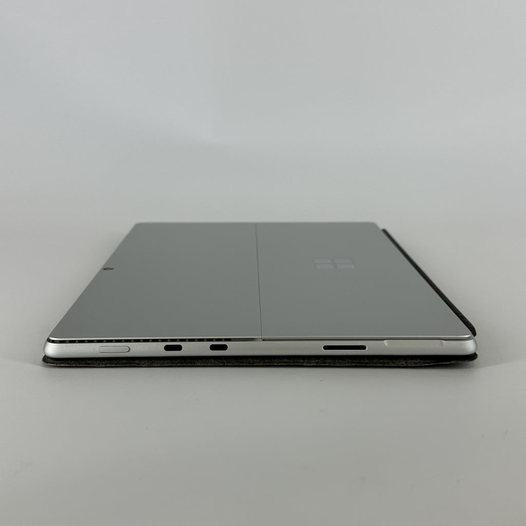 Microsoft Surface Pro 8 13 Silver WiFi 3.0 GHz Intel Core i7 11th Gen. 16GB RAM 512GB Solid State Drive - Image 7