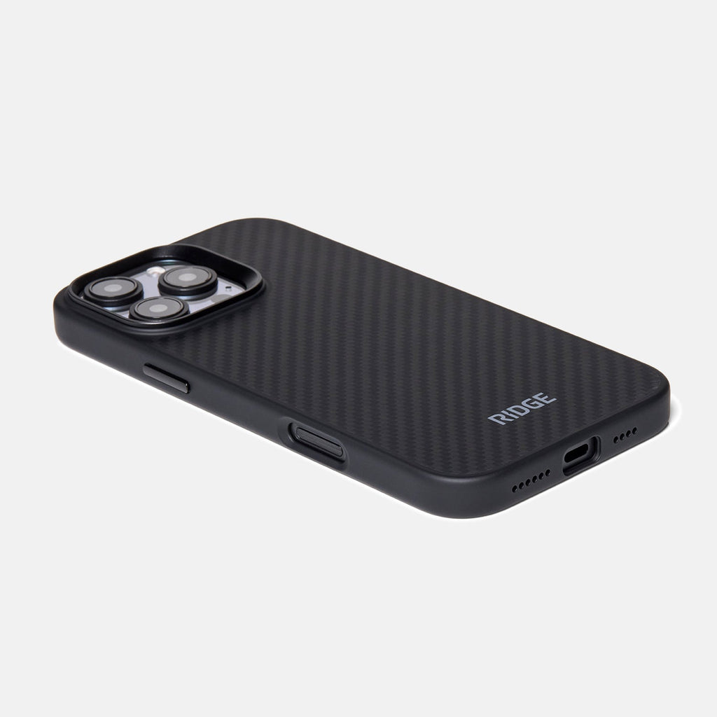 Everyday Phone Case - iPhone 16 Pro Max - Carbon - Image 4