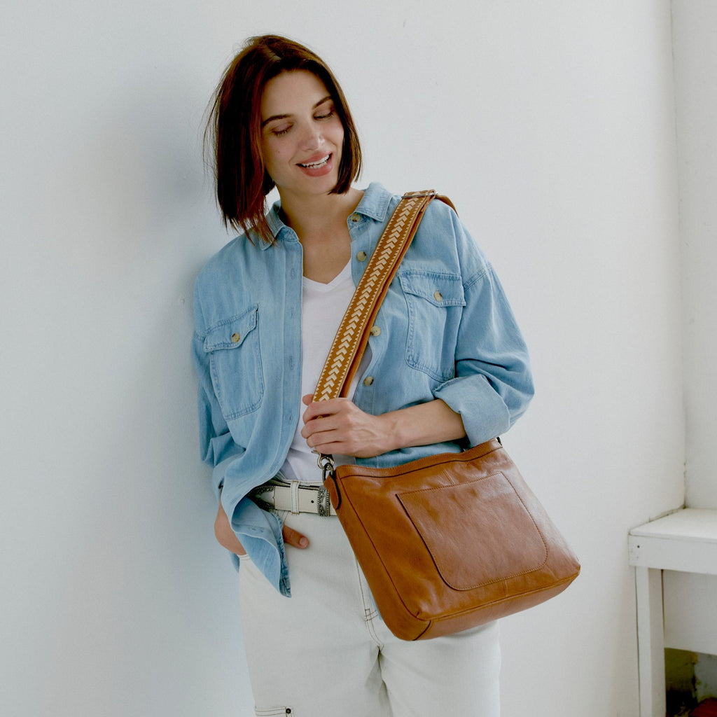 Vista Leather Crossbody Bag - Image 5