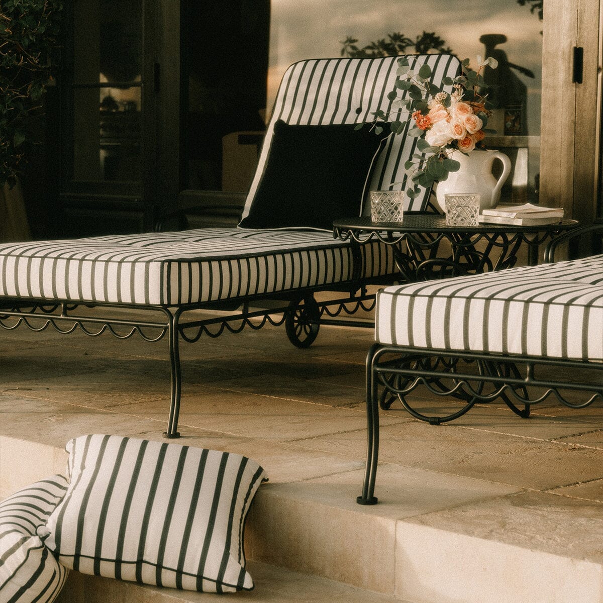 The Al Fresco Sun Lounger Frame - Image 12