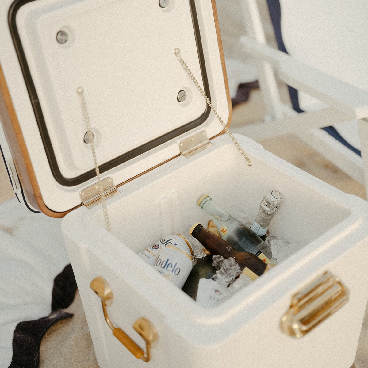 The Hemingway Cooler - Image 14