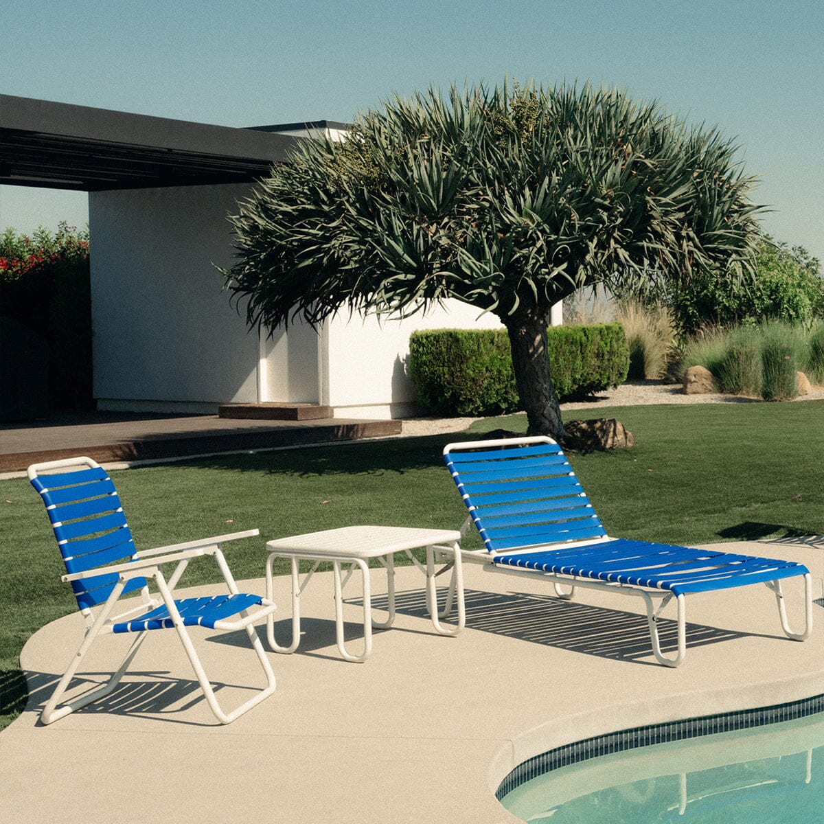 The Sunliner Side Table - Image 8