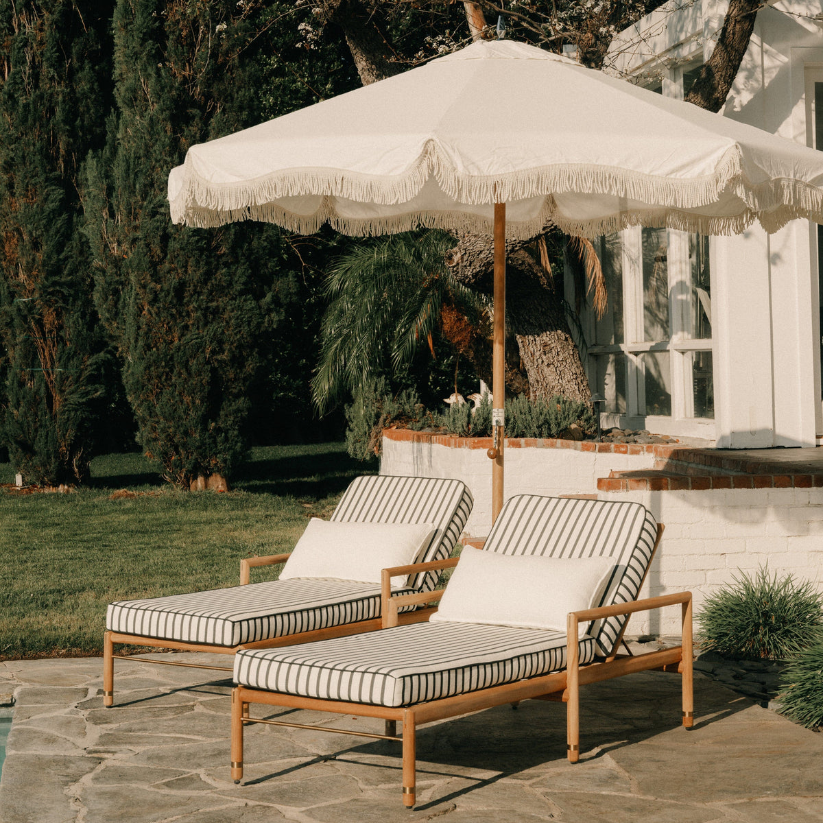 The Resort Market Umbrella - Image 2
