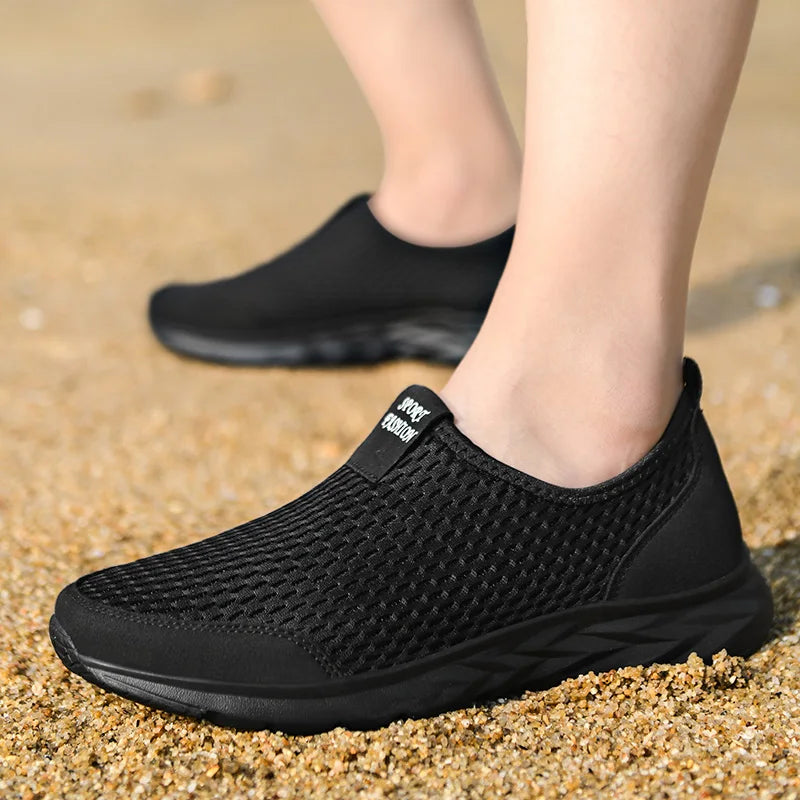 Men's Lightweight Running Shoes - Image 19