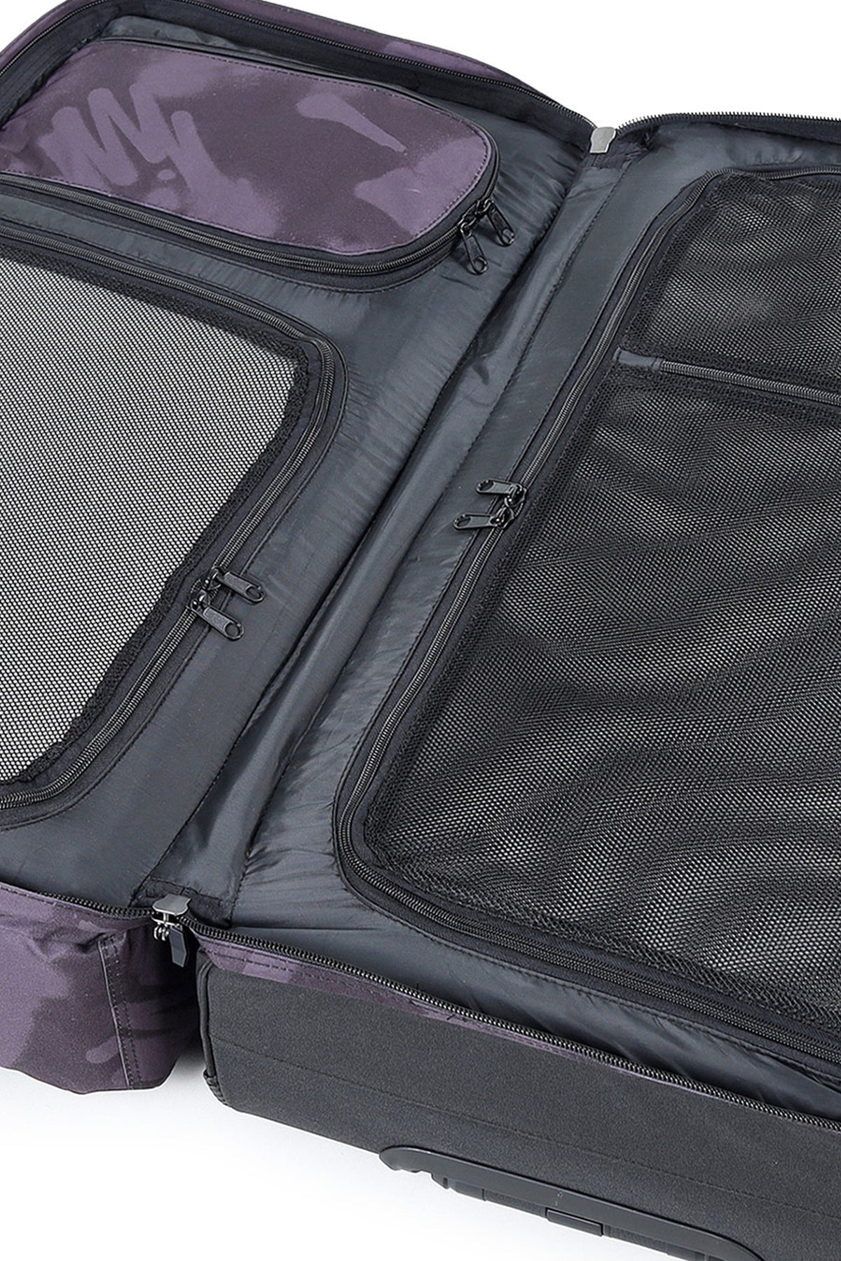 Surfanic Maxim 3.0 100L Roller Bag - Black Vandal - Image 16