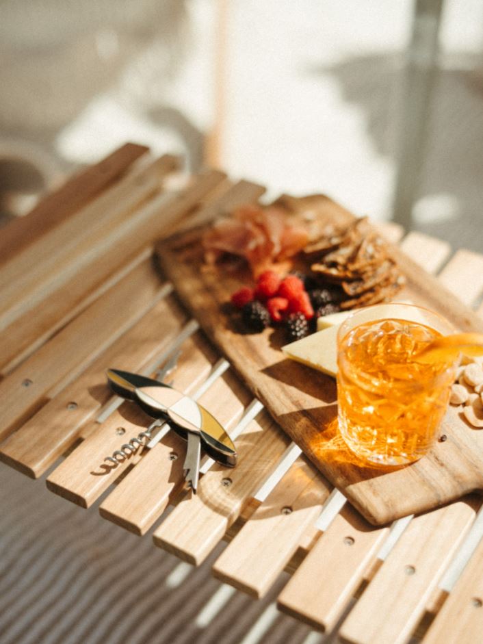 The Folding Picnic Table - Image 9
