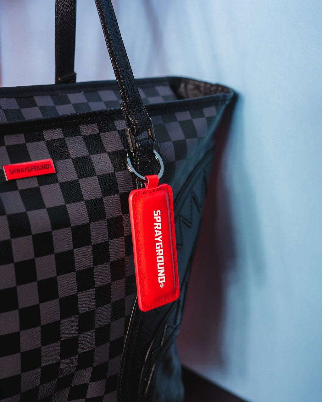 Henny Black Tote - Image 8